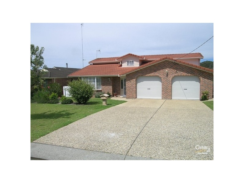 34 Churchill Road, Forster NSW 2428