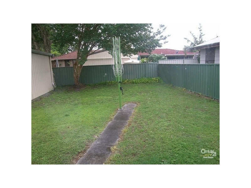 9 Guy Avenue, Forster NSW 2428