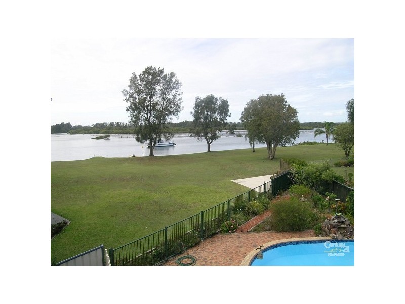 5 Mount View Parade, Tuncurry NSW 2428