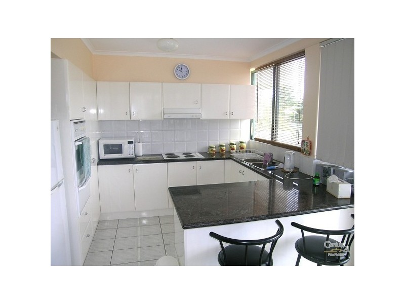 2/15 Reserve Road, Forster NSW 2428