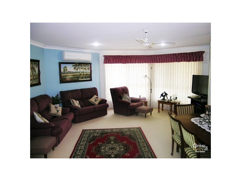 2/4 Grandis Drive, Tuncurry NSW 2428