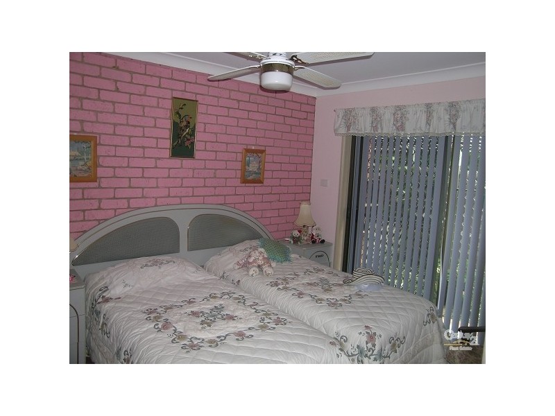 3/4 Pacific Parade, Tuncurry NSW 2428