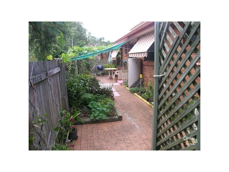 3/4 Pacific Parade, Tuncurry NSW 2428