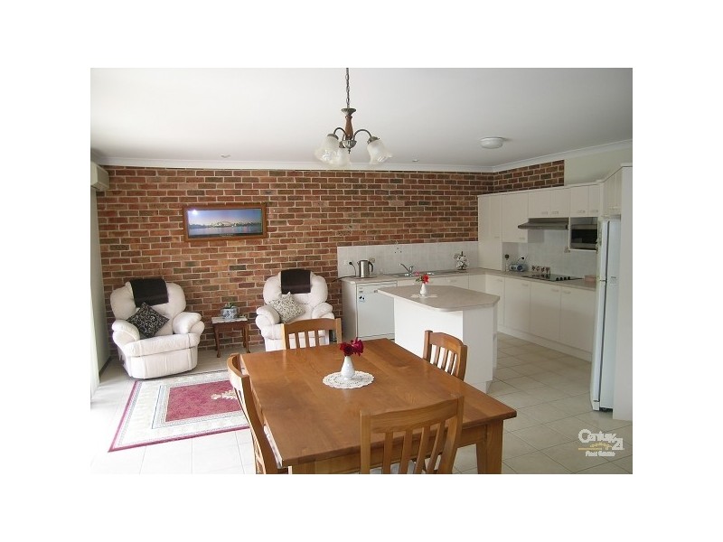 1/1 Akala Avenue, Forster NSW 2428