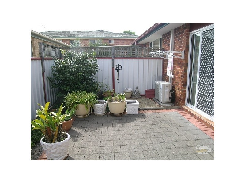 1/1 Akala Avenue, Forster NSW 2428