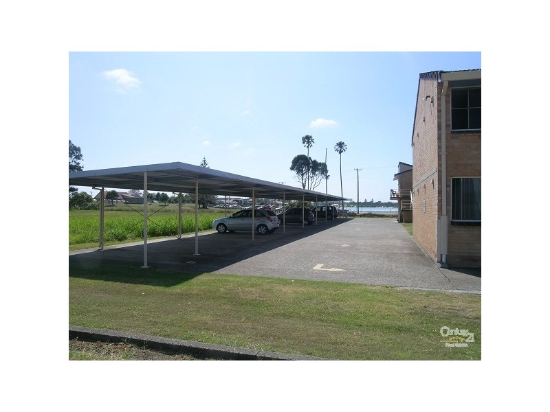16/9 Point Road, Tuncurry NSW 2428