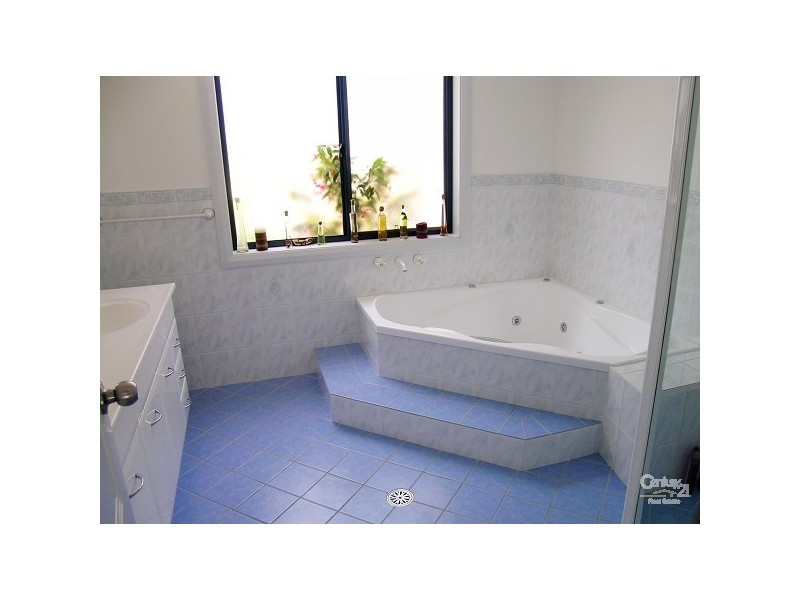 6 Timbertops Avenue, Forster NSW 2428