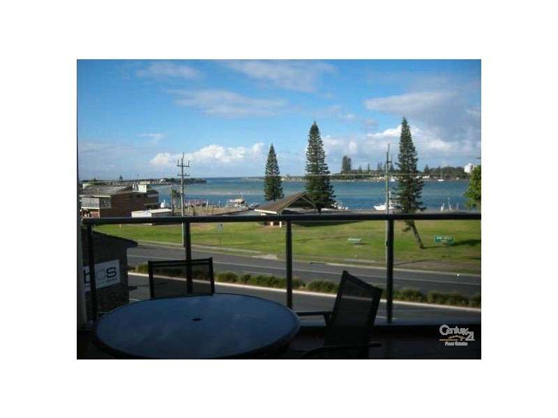 202/22-30 Manning Street, Tuncurry NSW 2428
