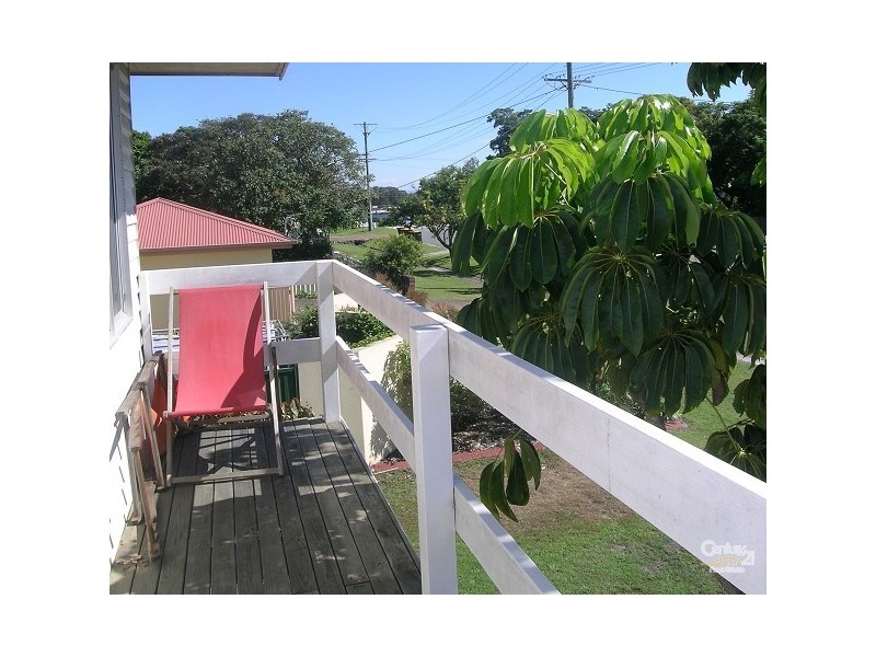 8 Mark Street, Forster NSW 2428