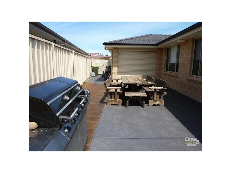 43 Wamara Crescent, Forster NSW 2428