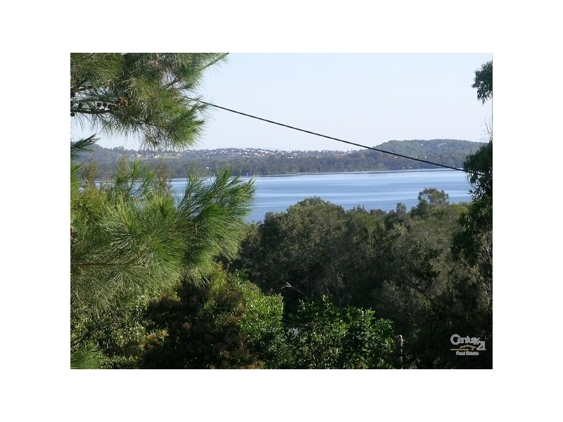 5 Lucas Avenue, Green Point NSW 2428