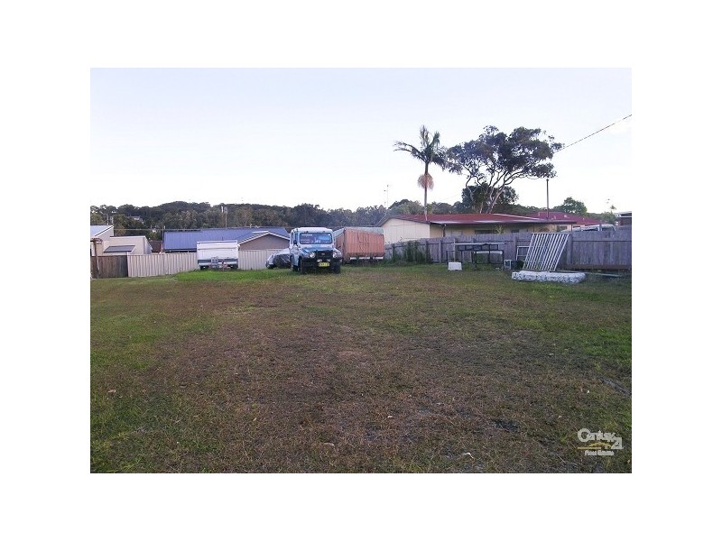 64 Lake Street, Forster NSW 2428