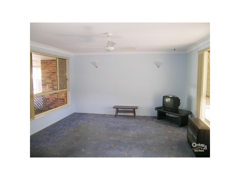 33 Christian Crescent, Forster NSW 2428