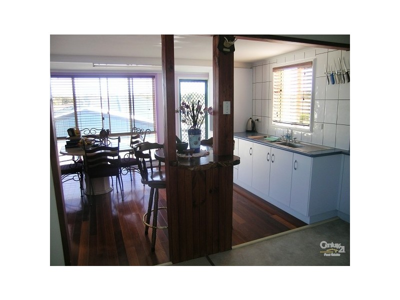 256 The Lakes Way, Tuncurry NSW 2428