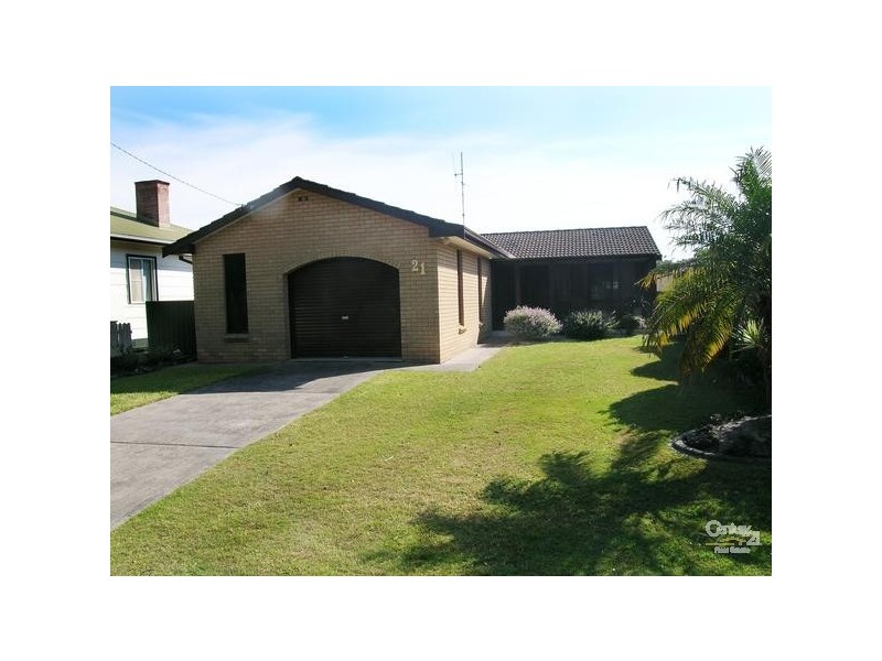 21 Townsend Street, Forster NSW 2428