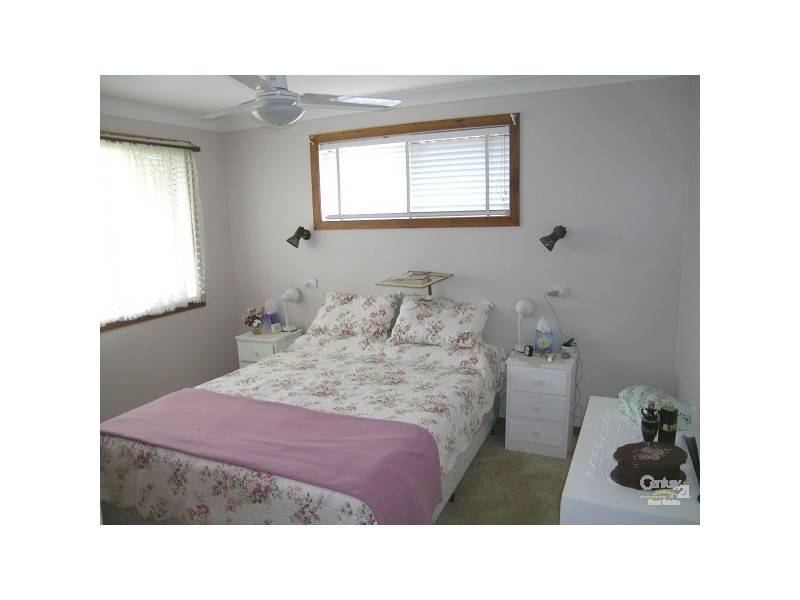 174 The Lakes Way, Forster NSW 2428