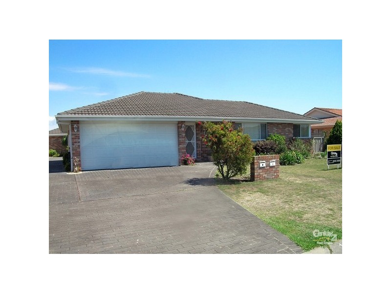 1/63 Amanda Crescent, Forster NSW 2428