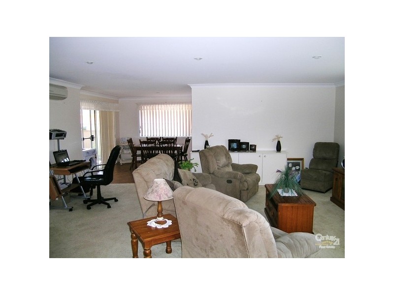 1/63 Amanda Crescent, Forster NSW 2428