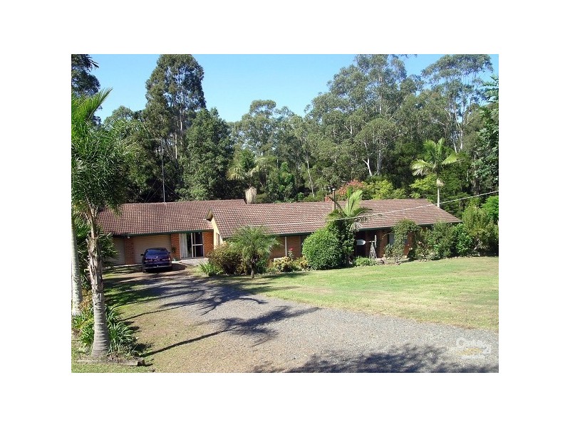 5 Kiwarrak Drive, Rainbow Flat NSW 2430
