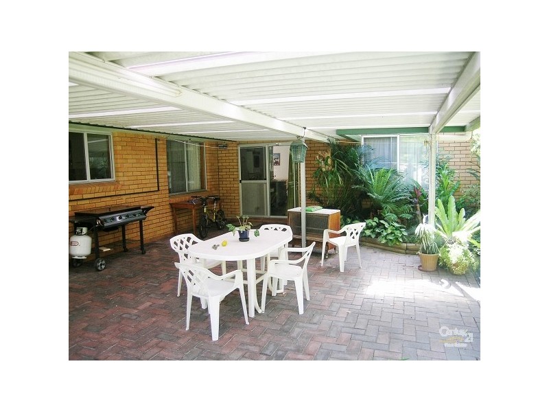 5 Kiwarrak Drive, Rainbow Flat NSW 2430