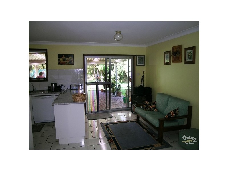 5 Kiwarrak Drive, Rainbow Flat NSW 2430