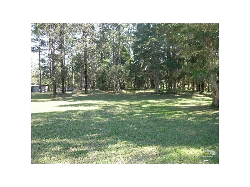 5 Kiwarrak Drive, Rainbow Flat NSW 2430