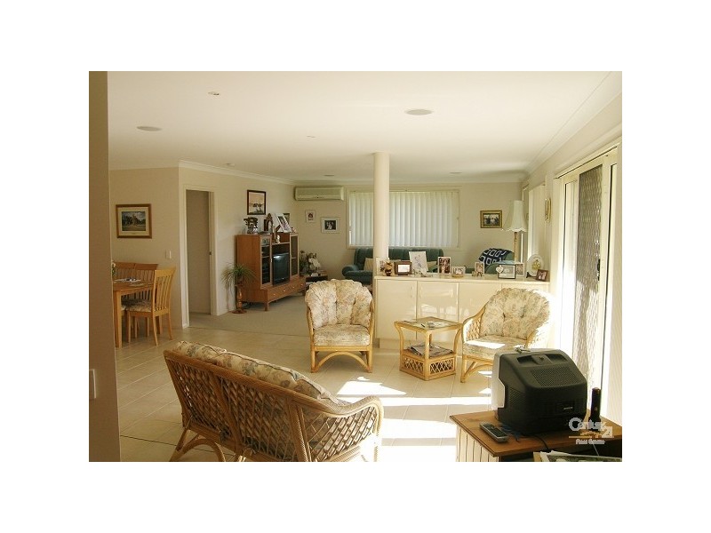 1/3 Ballingal Way, Forster NSW 2428