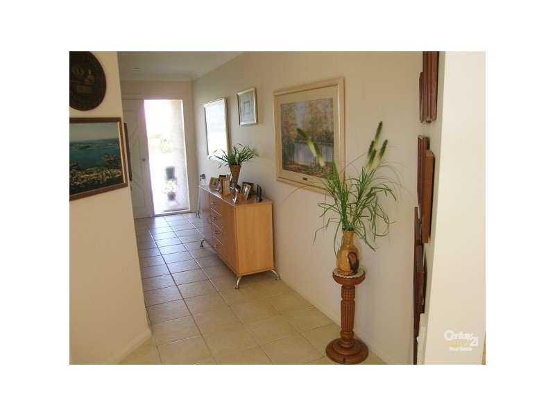 1/3 Ballingal Way, Forster NSW 2428