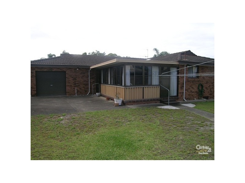 7 Rest Point Parade, Tuncurry NSW 2428