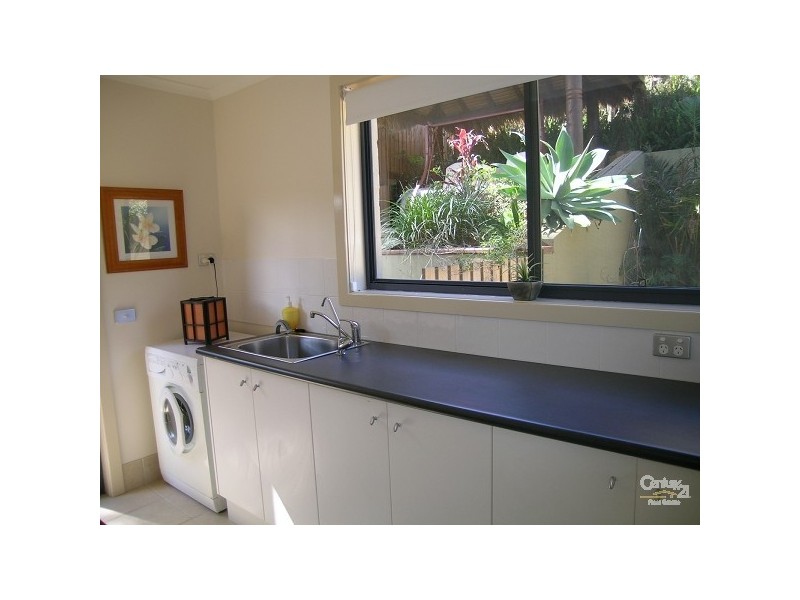 2/3 Michele Crescent, Forster NSW 2428