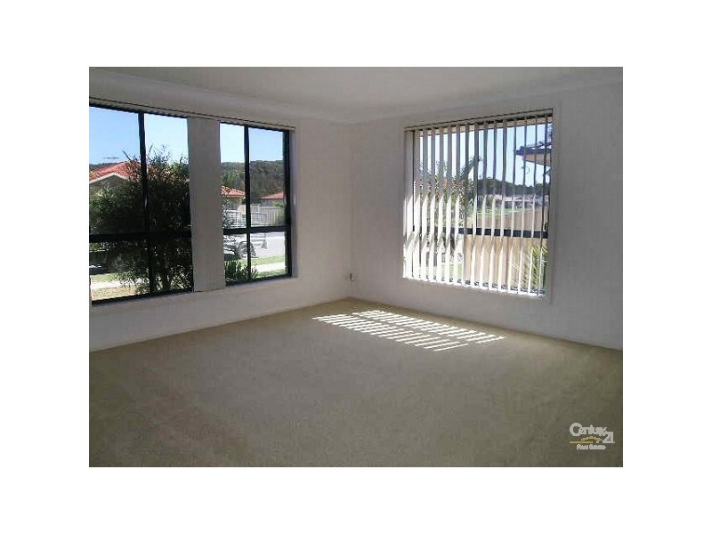 1/30 Wamara Crescent, Forster NSW 2428