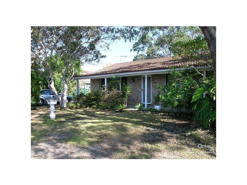 9 Goldens Road, Forster NSW 2428
