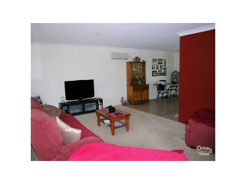 9 Goldens Road, Forster NSW 2428