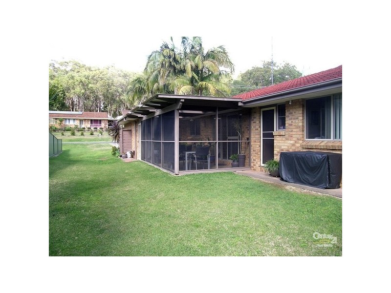 144 Green Point Drive, Green Point NSW 2428
