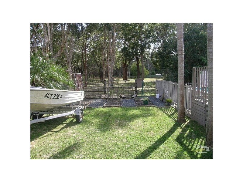 144 Green Point Drive, Green Point NSW 2428