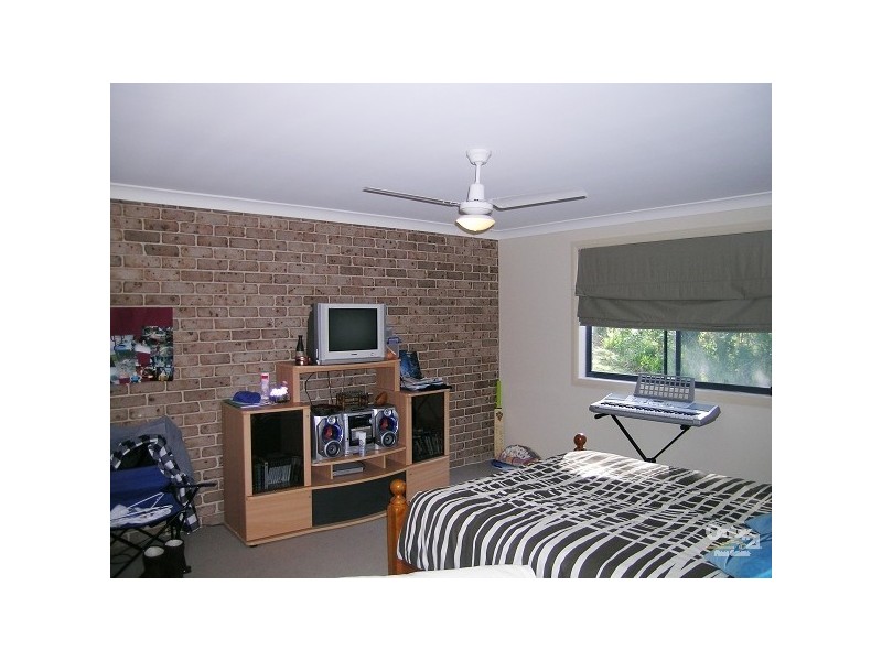 77 Seabreeze Parade, Green Point NSW 2428