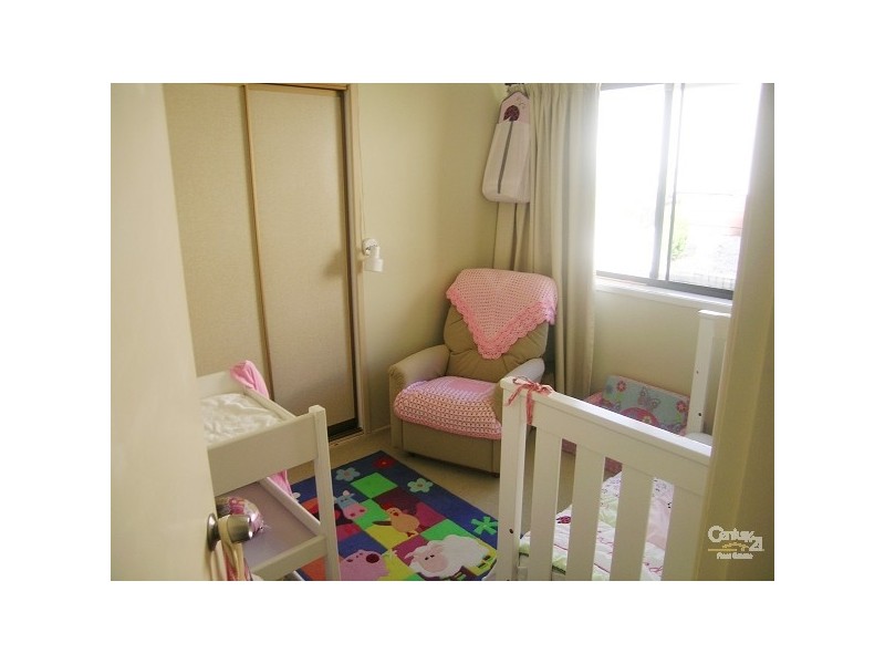 5 Frazer Avenue, Green Point NSW 2428