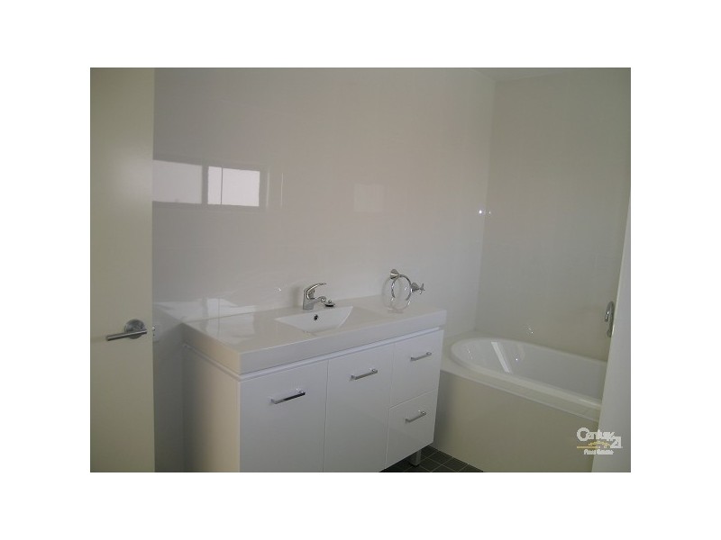 3B Burrawong Place, Forster NSW 2428