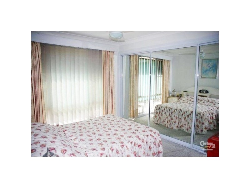 2/30 Kenrose Street, Forster NSW 2428