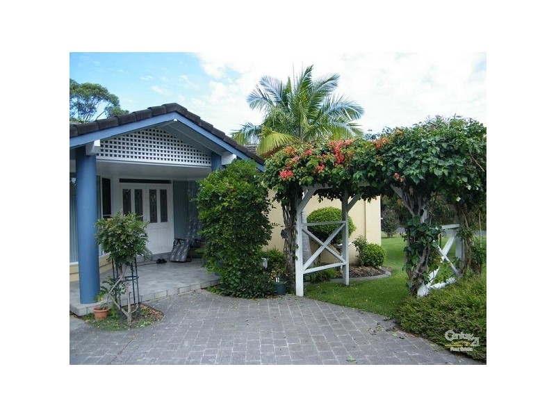 23 Carmona Drive, Forster NSW 2428