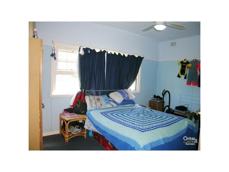 16 Strand Street, Forster NSW 2428