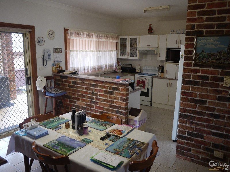 6 Mirita Place, Forster NSW 2428