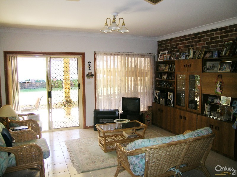 6 Mirita Place, Forster NSW 2428