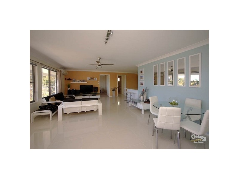 21 Emerald Place, Forster NSW 2428