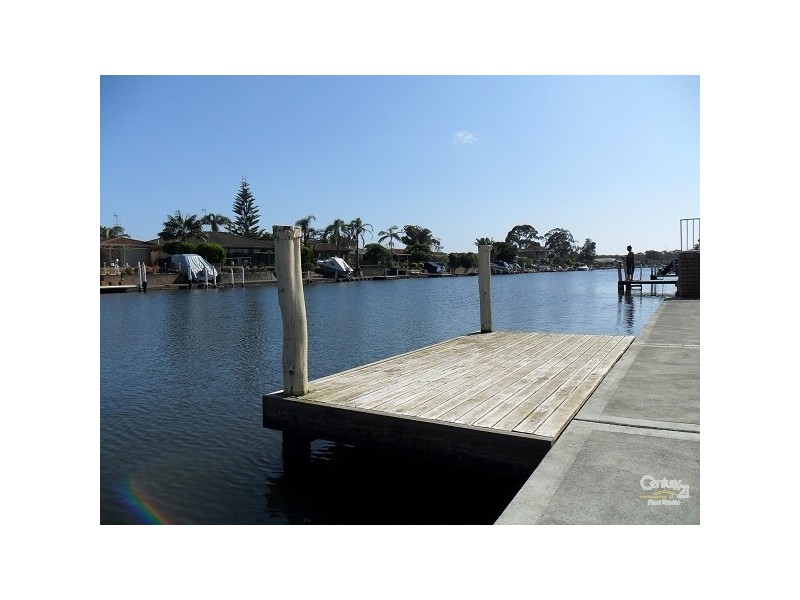 9 Friendship Key, Forster NSW 2428