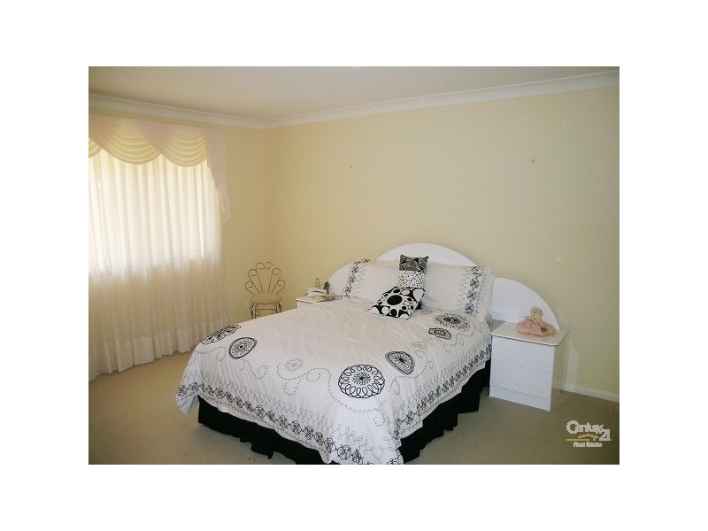 2/35 Amanda Crescent, Forster NSW 2428