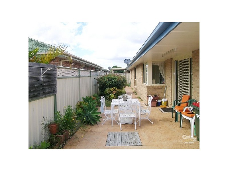 2/35 Amanda Crescent, Forster NSW 2428