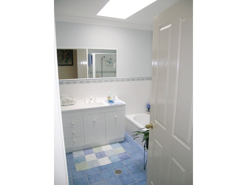 2/10 Lisa Place, Forster NSW 2428