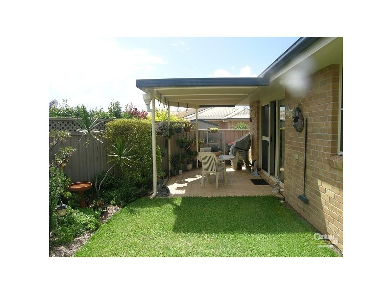 2/10 Lisa Place, Forster NSW 2428