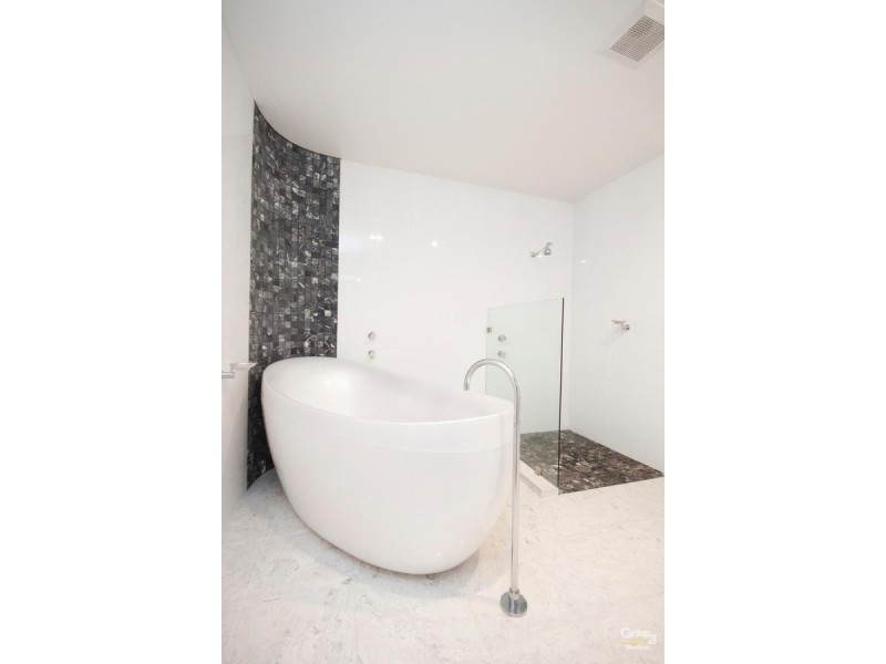 47 Green Point Drive, Green Point NSW 2428